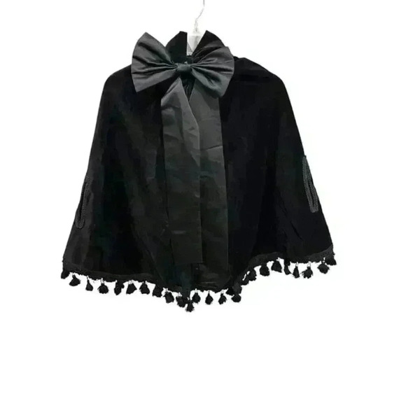 Elebini Girls Size 8 Hooded Velvet Poncho with Tassels & Black Bow Tie Closure - Picture 1 of 9